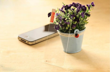 鋼化玻璃貼膜與普通貼膜有什么區(qū)別？